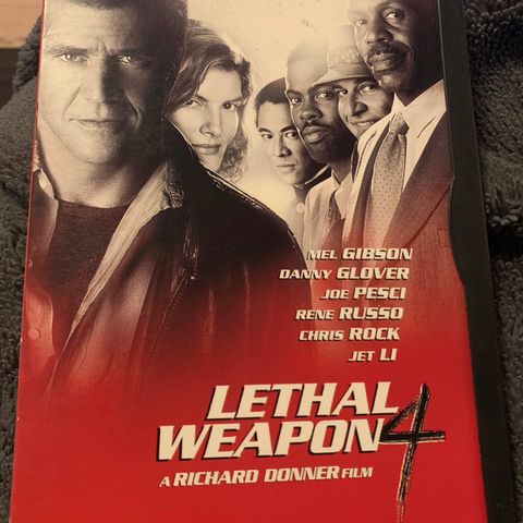 Lethal weapon 4