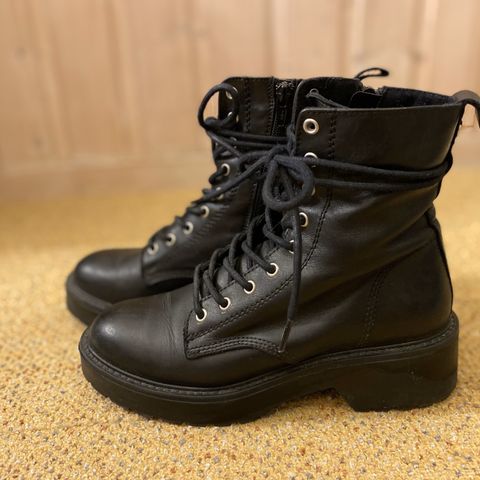 Steve Madden Tornado ankelboots m/knytting