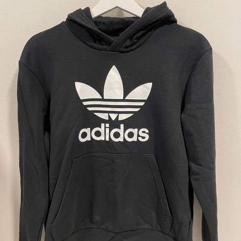 adidas hettegenser str 13-14 år