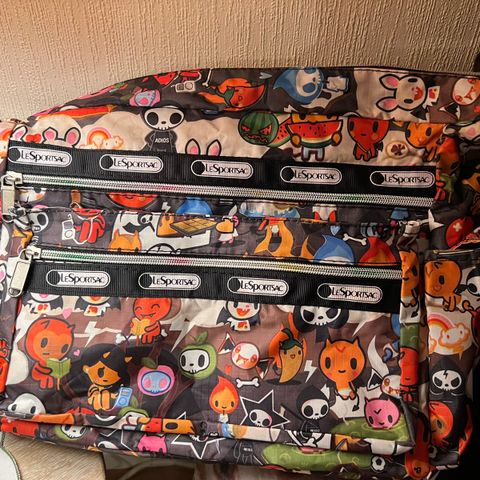 LeSportsac- tokidoki veske