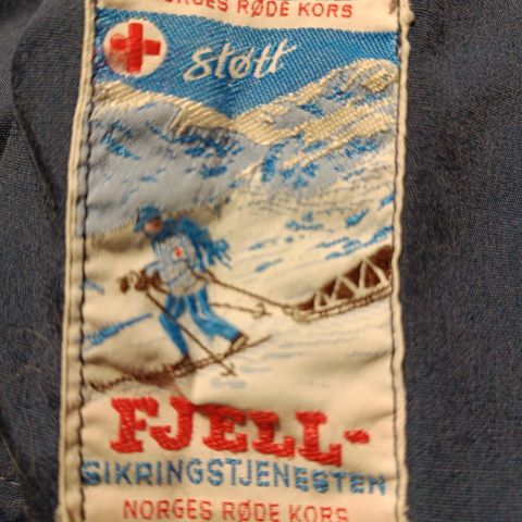 Vintage fjellanorakk med ekte pels