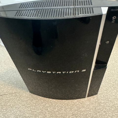 PlayStation  3  (kun konsoll). 400kr