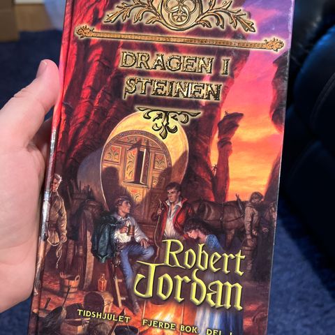 Dragen i steinen - Robert Jordan