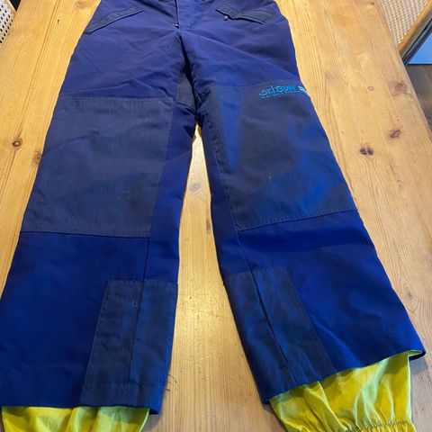 Vintage Ski Bum alpinbukse fra 90/2000 tallet