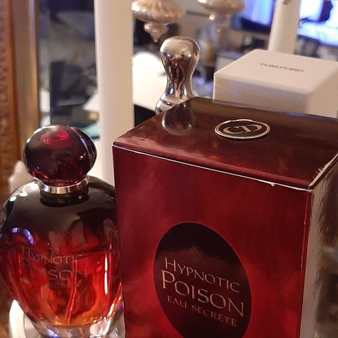 Sjelden parfyme fra Dior Hypnotic Poison Eau Secrete i 100 ml utgave