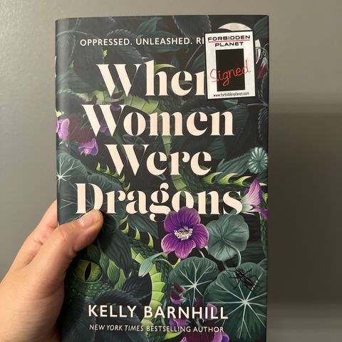 When Women Were Dragons av Kelly Barnhill