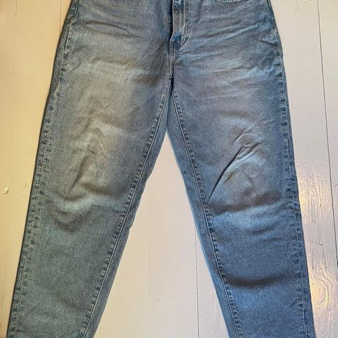 Levi’s 562 Jeans