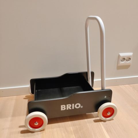 Pent brukt Brio gåvogn