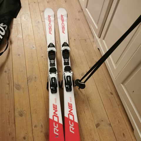 Alpin ski 140 cm med staver og skipose