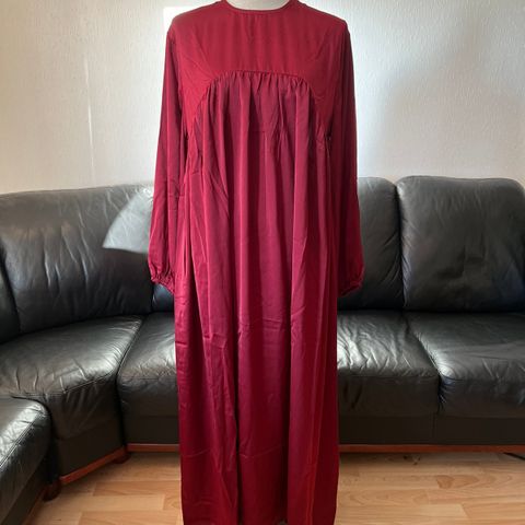 NY Satin abaya (Onesize)