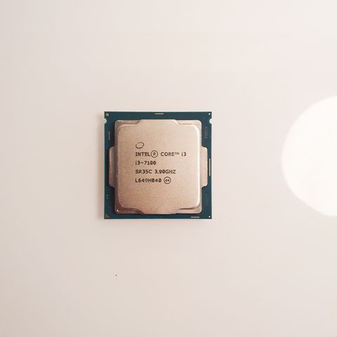 Intel i3 7100