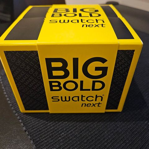 SWATCH BIG BOLD