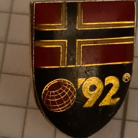 Minne- pin fra verdensutstillingen i Sevilla 1992