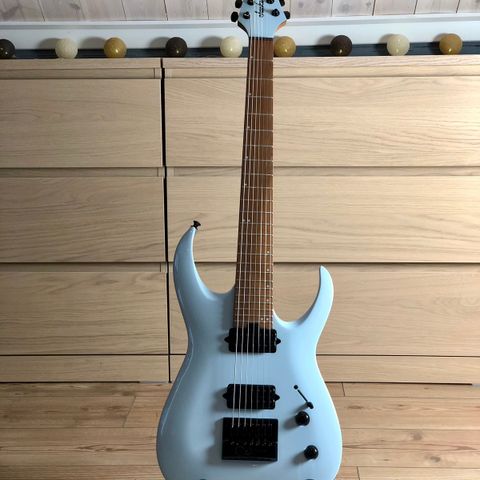 Jackson Pro Misha Mansoor Juggernaut ET7 + Evertune + Hardcase