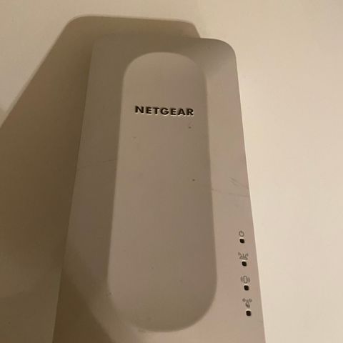 Netgear EAX15 - rekkeviddeutvider for Wi-Fi