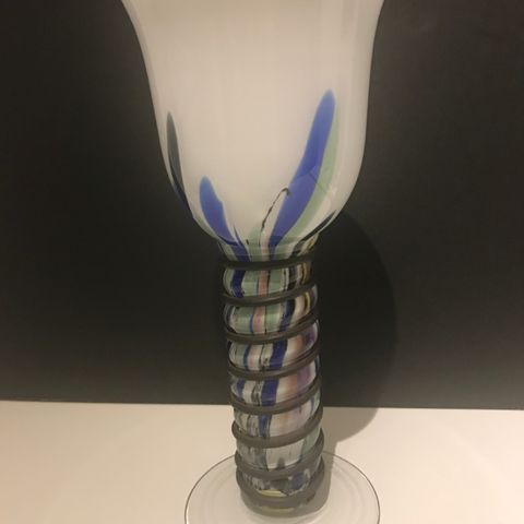 En lekker vase - glasskunst - Richards Art Collection