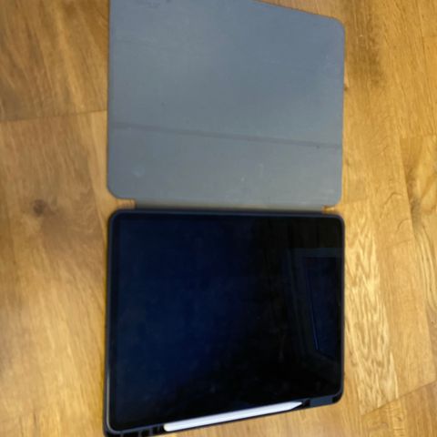 iPad Pro 12,9” 256Gb med deksel og penn
