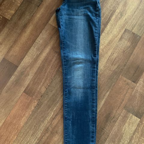 Levis Bold curve str 27 jeans/dongeribukse