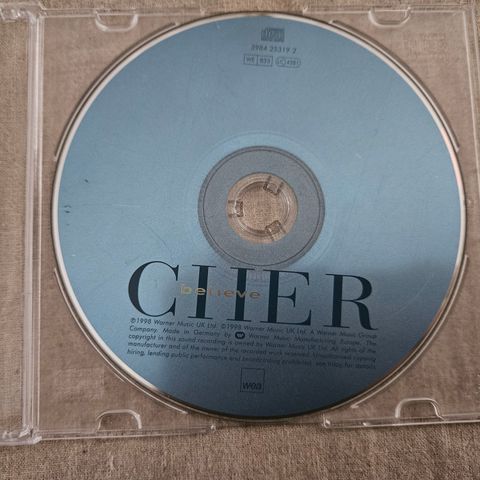 CD Cher Believe fra 1998