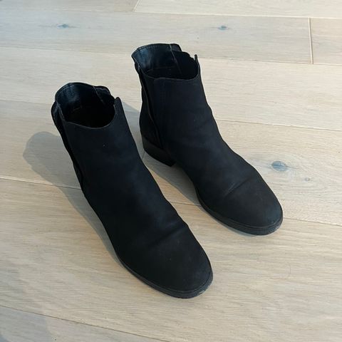 Privé boots/støvletter i matt skinn str. 38