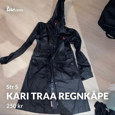 Kari traa regnkåpe