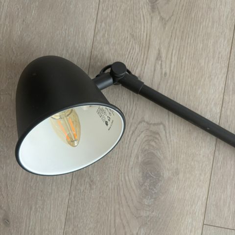 Ikea Skurup vegglampe