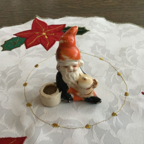 Gammel nisse figur til lys