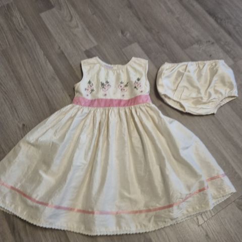 Silke kjole 98-104