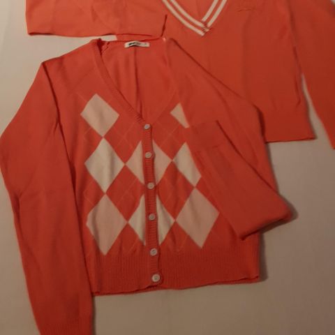 Gina tricot genser og cardigan ( 50kr )