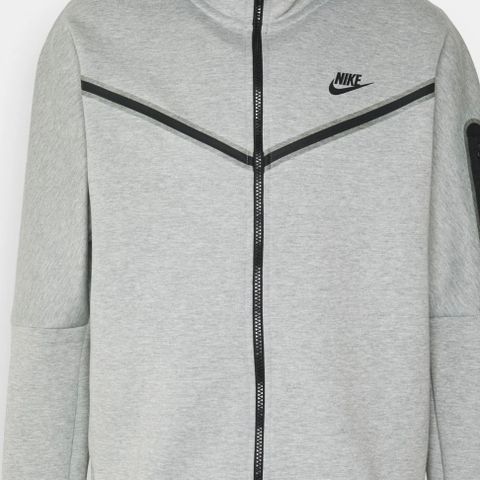 Helt Nike Tech Fleece jakke