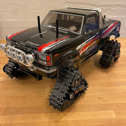 TAMIYA Landfreeder selges