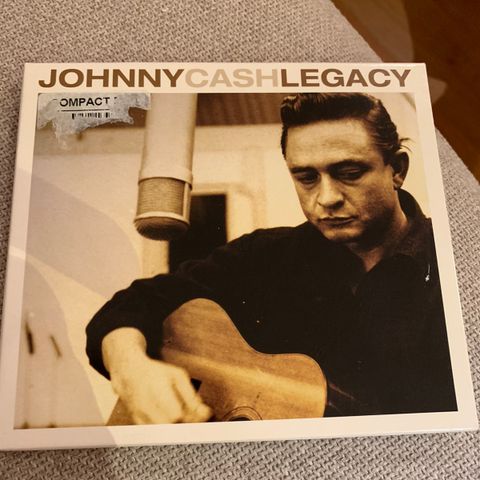 musikk.  Johnny cash. Legacy.       50kr