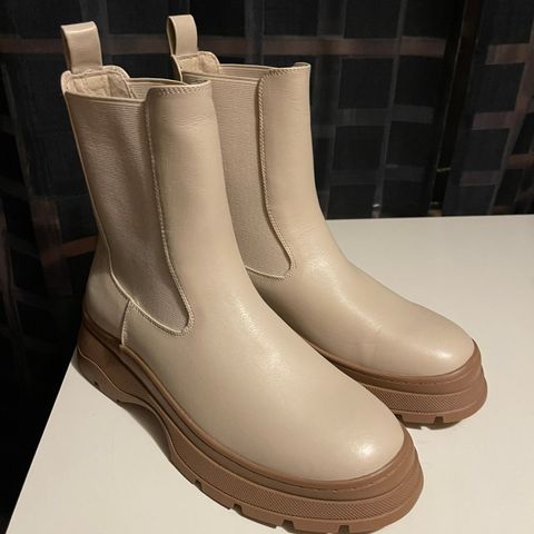nye boots