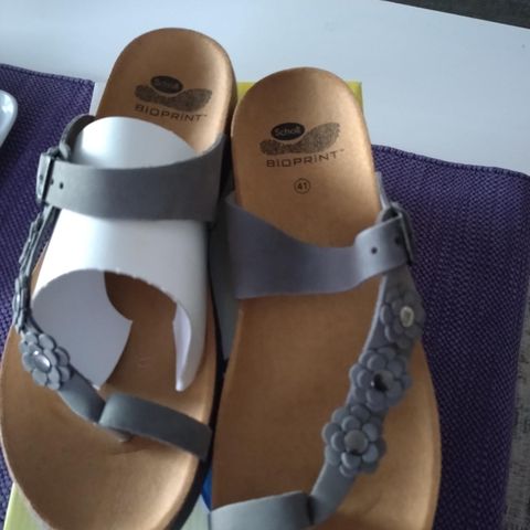 Scholl sandaler