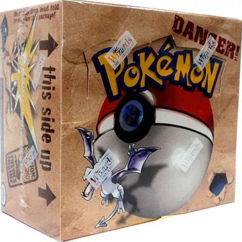 Selger pokemonkort fra Fossil-serien utgitt i 1999