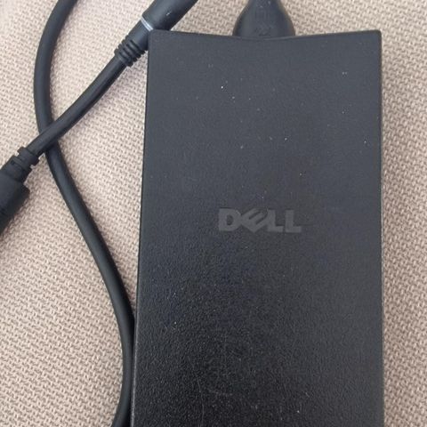 Charger Dell 130W 19.5V 6.7A