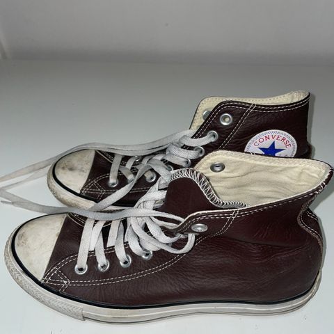 Converse Høye Sneakers, strls 39,5 EUR / 6,5 UK