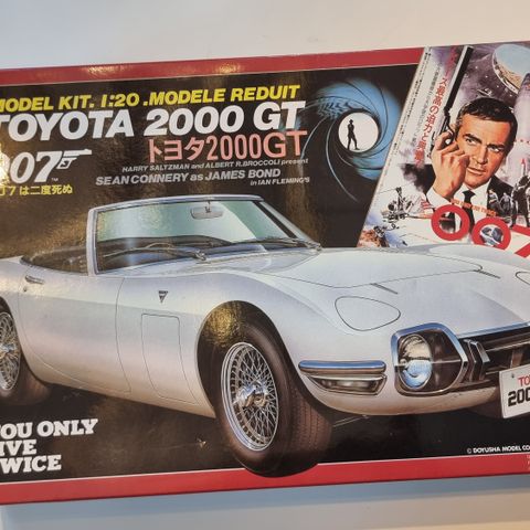 James Bond Toyota 2000GT byggesett