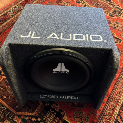 JL Audio subwoofer selges (bilstereo)