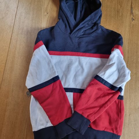 Hettegenser Tommy Hilfiger (11-12år)