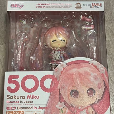 Hatsune Miku Nendoroid Sakura #500