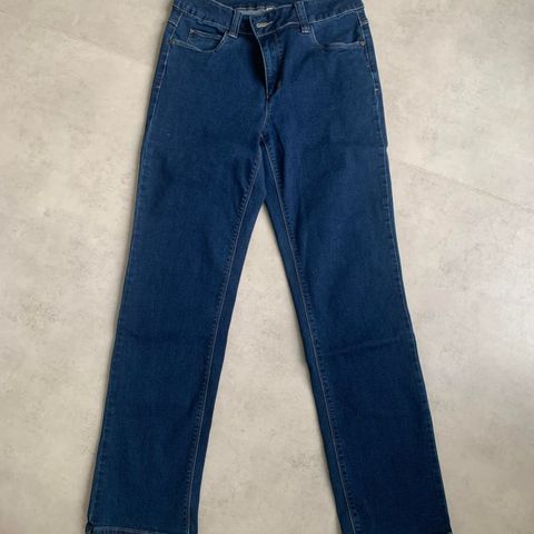 Ny Blå Jeans Zavanna :  opprinnelig 699 kr