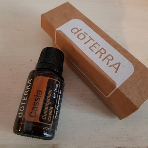 Eterisk olje Cassia fra doTERRA