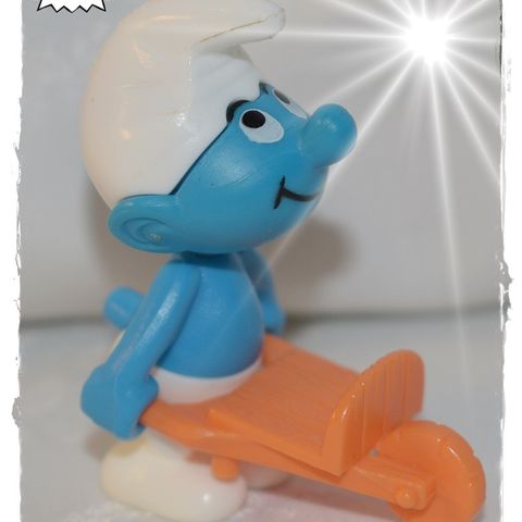 ~~~ Kinder surprise figurer (Smurfer 03) ~~~