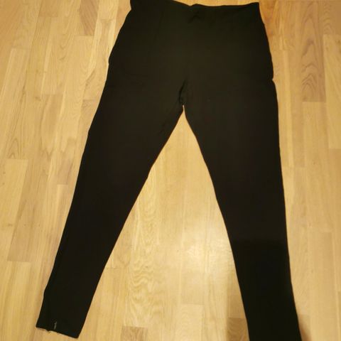 Svart leggings / tights str XL