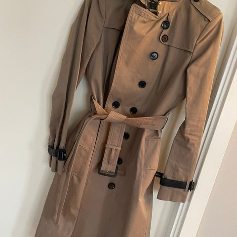 Burberry Trench coat