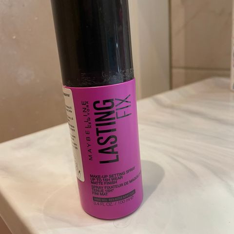 Maybelline Lasting Fix setting spray