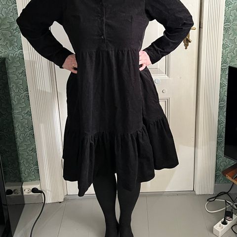 Nydelig svart  vintage kjole