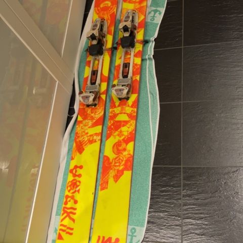 ski volkl three