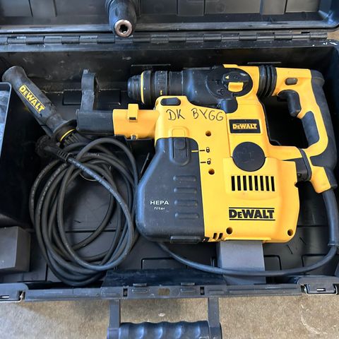 DeWALT D25324 QS BORHAMMER SDS+ MED INTEGRERT STØVAVSUG